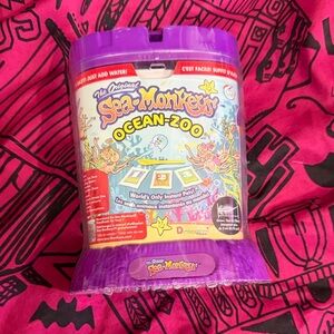 Sea Monkeys Purple Kit